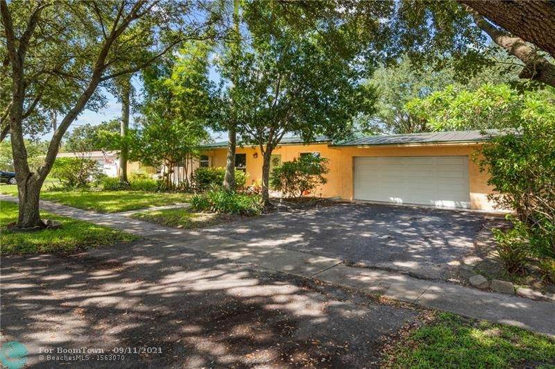 521 Beachwood Ln - Photo 1