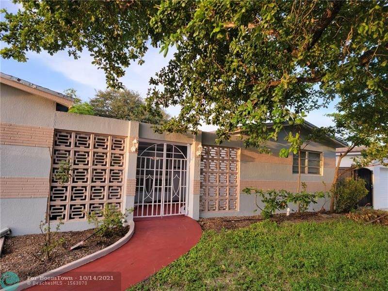 7825 Embassy Boulevard - Photo 1