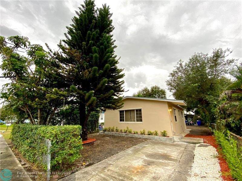 2330 Raleigh St - Photo 1