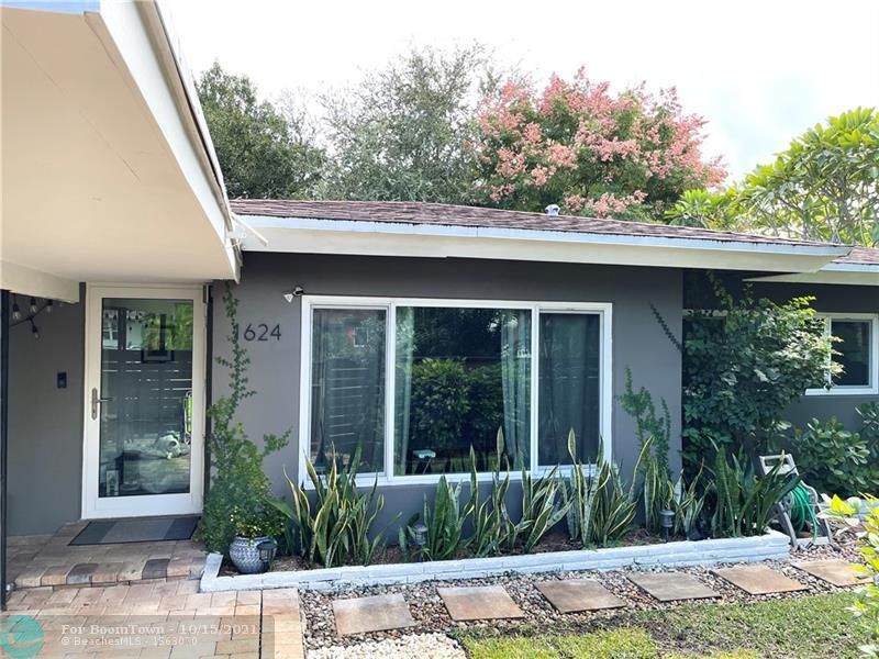 1624 7th Ave - Photo 1