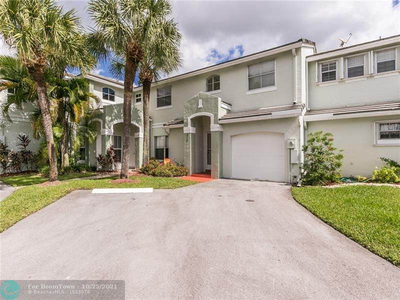 4728 Grapevine Way - Photo 1