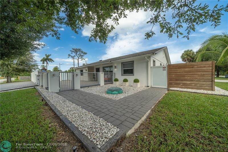 15276 Harrison Rd - Photo 1