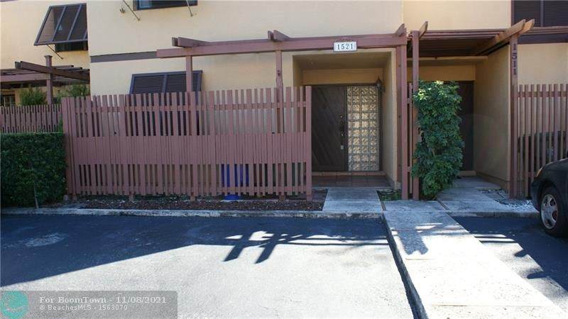 1521 Golfview Dr - Photo 1
