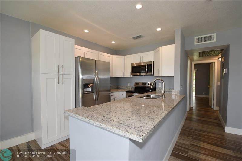 370 Tilford Q - Photo 1