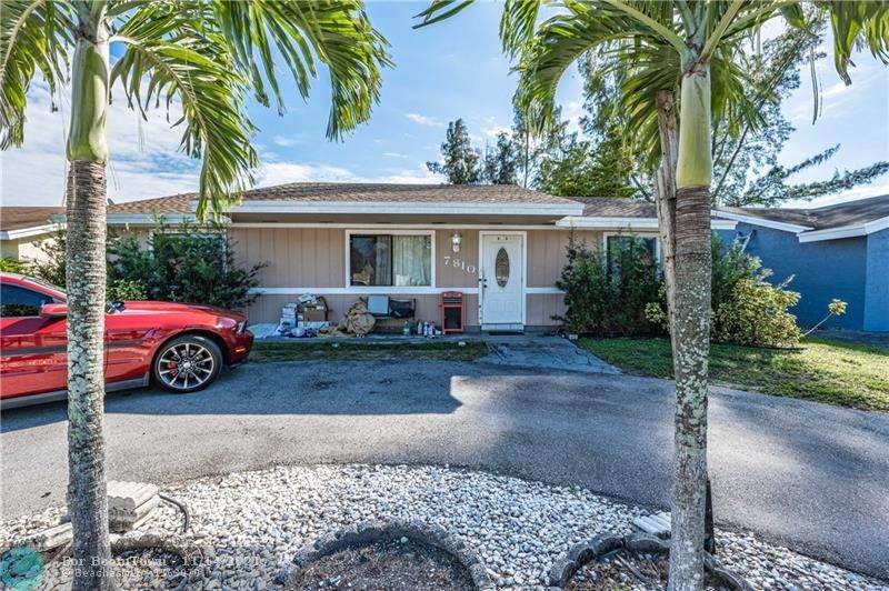 7810 8TH CT - Photo 1