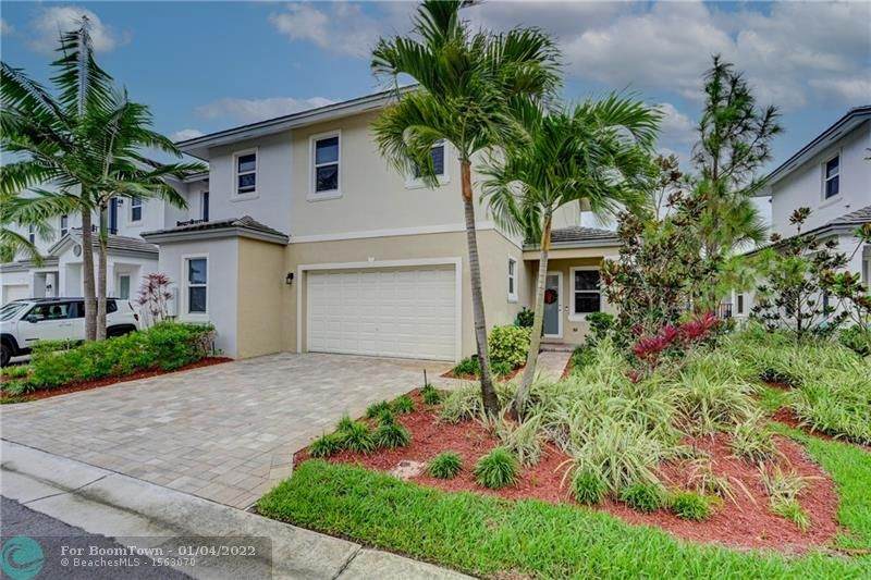 6950 Pines Cir - Photo 1