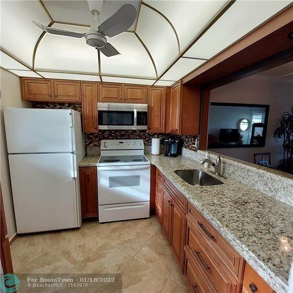 3506 49th Ave - Photo 1