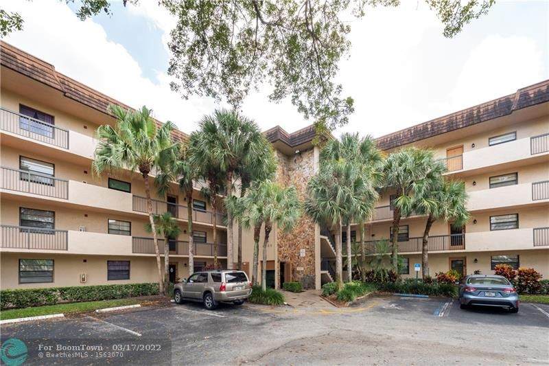 4965 Sabal Palm Blvd - Photo 1