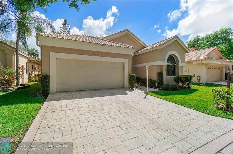5052 95th Dr - Photo 1