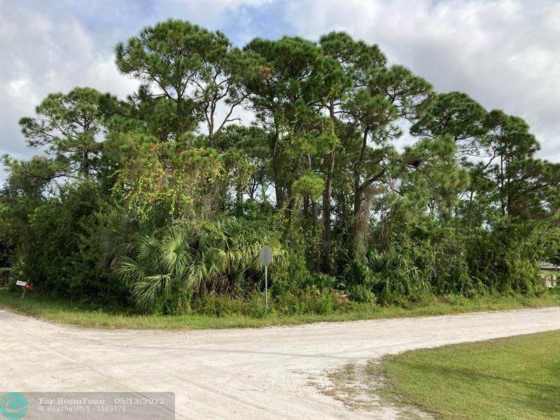 3604 18 STREET - Photo 1