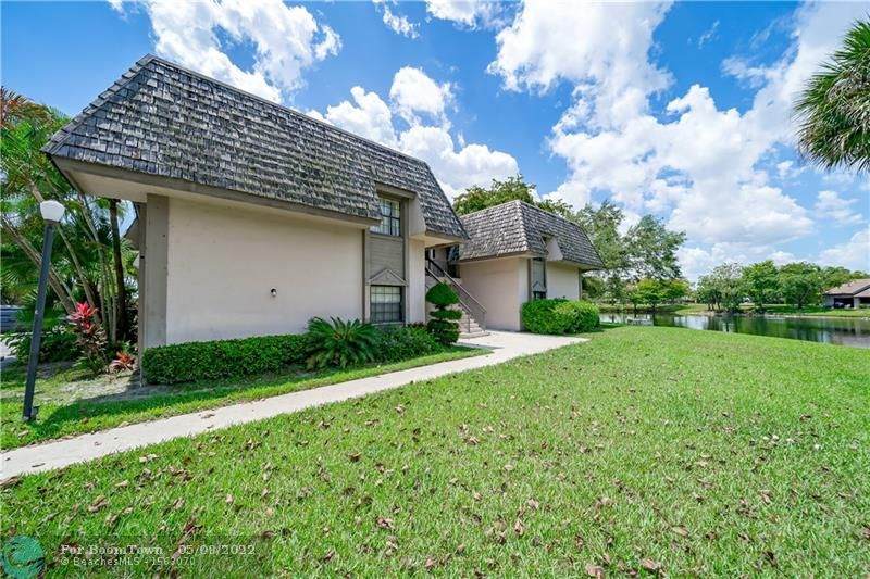 3573 94th Ave - Photo 1