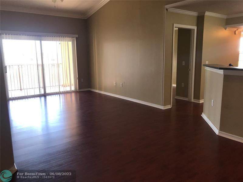 4240 San Marino Blvd - Photo 1