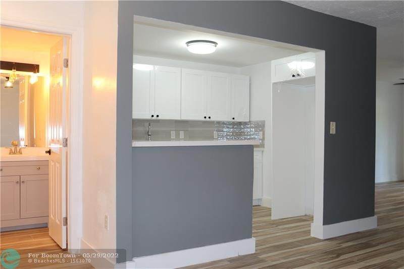 1681 70 AVE - Photo 1
