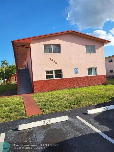 7430 10th St - Photo 1