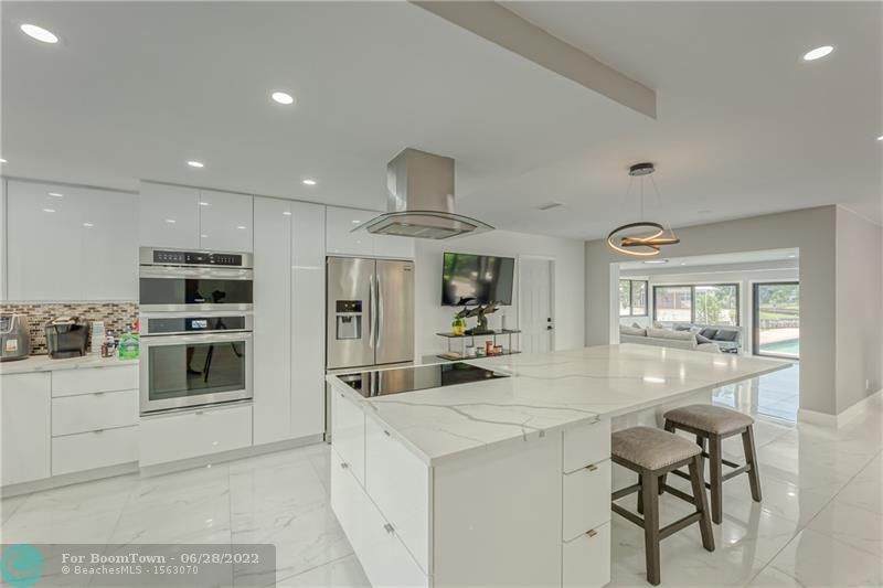 5741 17th Ct - Photo 1