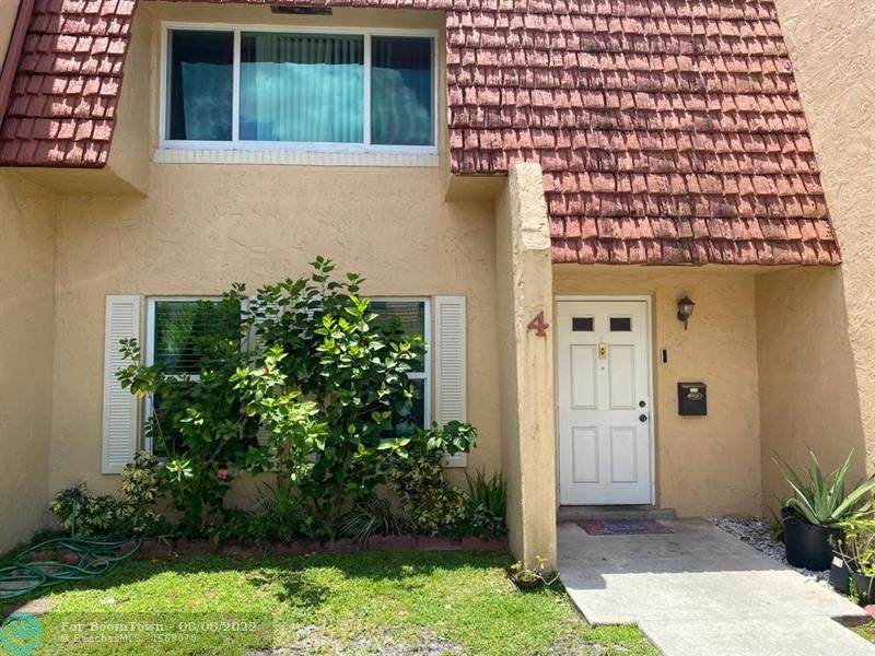 4 Pleasant Hill Ln - Photo 1