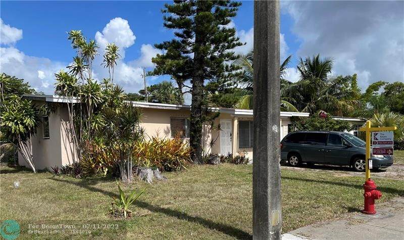 1333 9th Ave - Photo 1