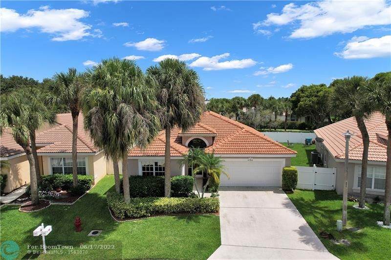 8148 Mystic Harbor Cir - Photo 1