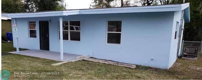 2732 9th Ct - Photo 1
