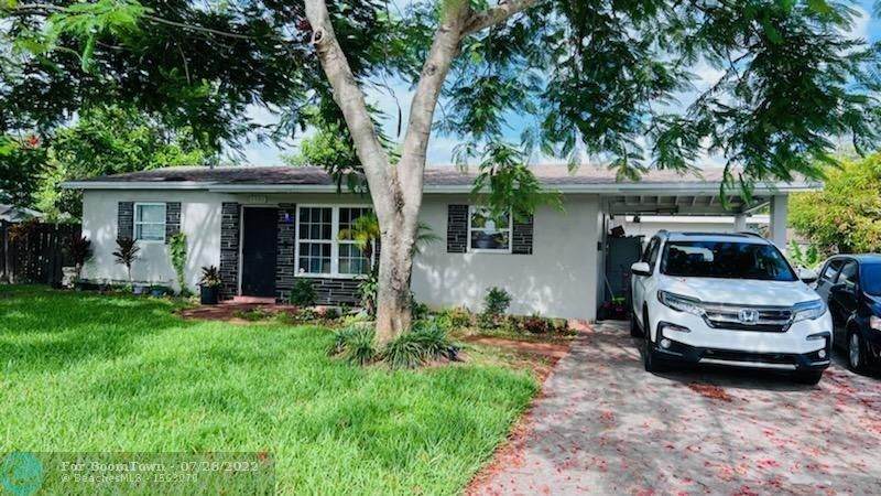 1321 50th Ave - Photo 1