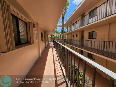 5250 Las Verdes Cir - Photo 1