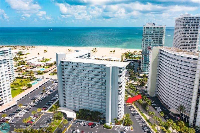 1920 Ocean Dr - Photo 1