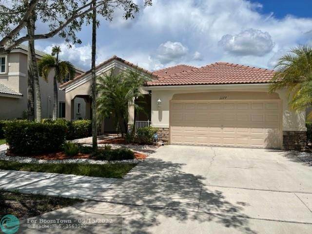 1277 Chenille Cir - Photo 1