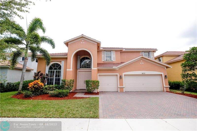 19274 Gardenia Ave - Photo 1