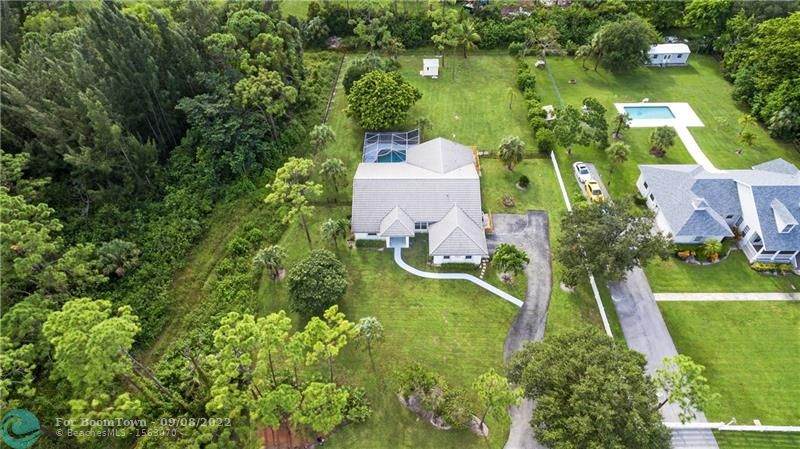 6605 63rd Way - Photo 1
