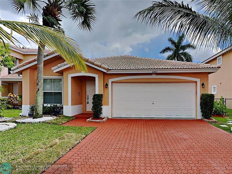 12162 51st Ct - Photo 1