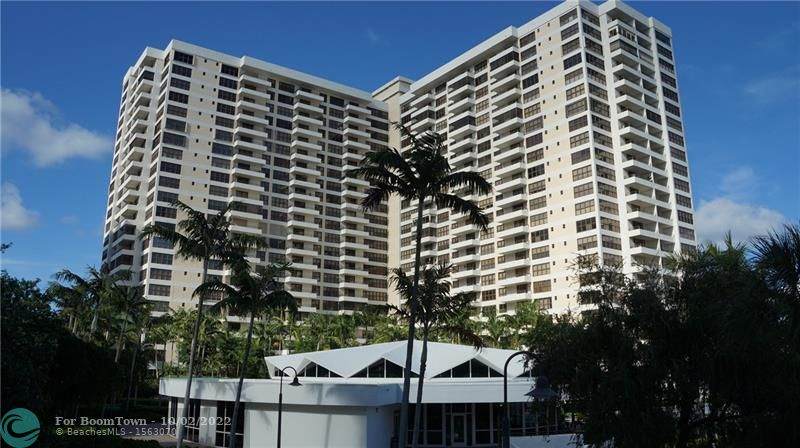2500 Parkview Dr - Photo 1