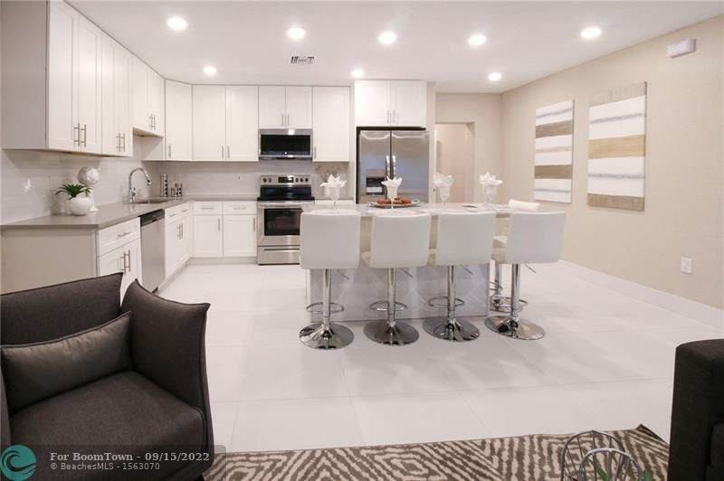 419 Lytle St - Photo 1