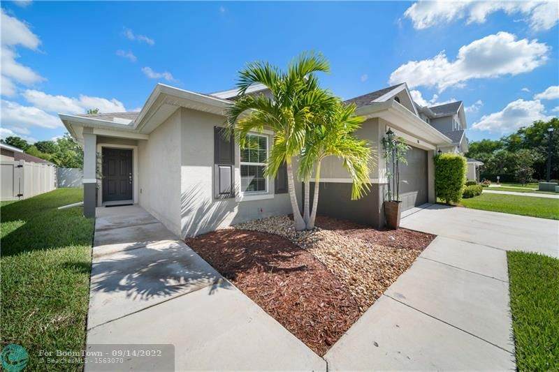 5160 Pine Trail Cir - Photo 1