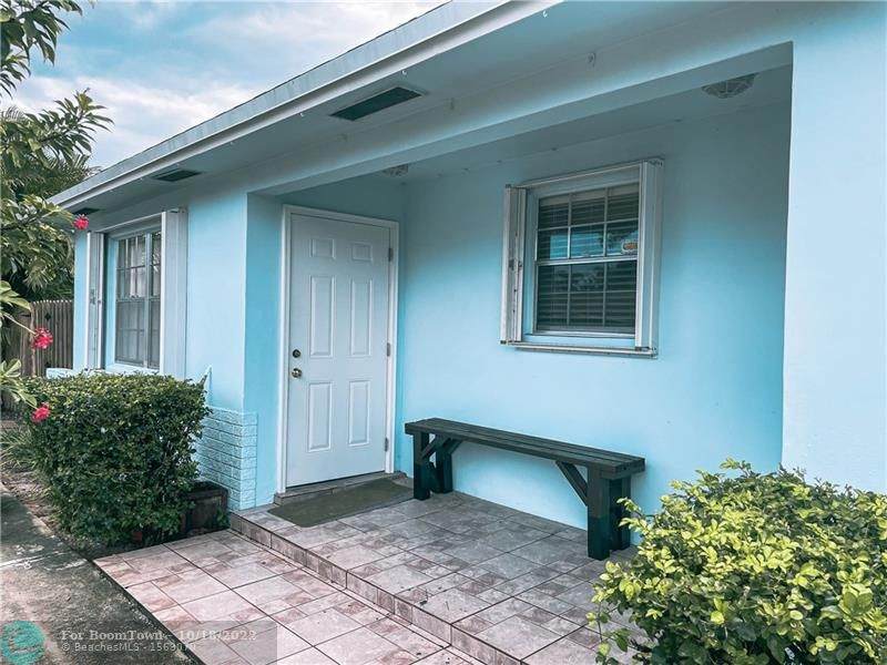 9032 Highland Pines Blvd - Photo 1
