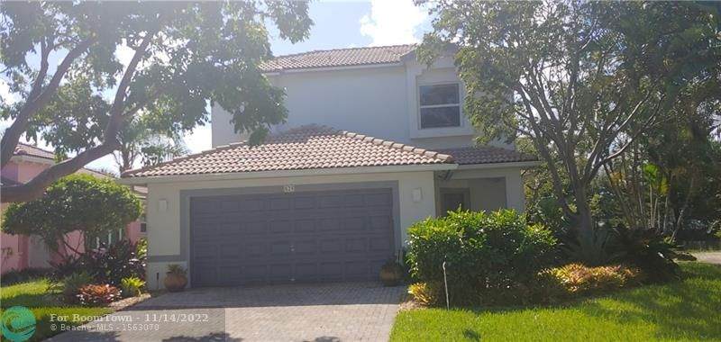 425 23rd Ave - Photo 1