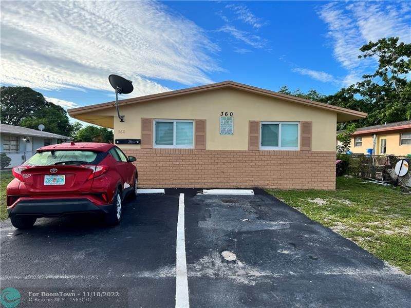 360 30th St - Photo 1