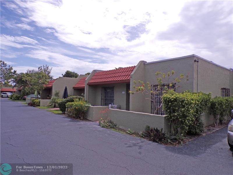 159 7th St - Photo 1