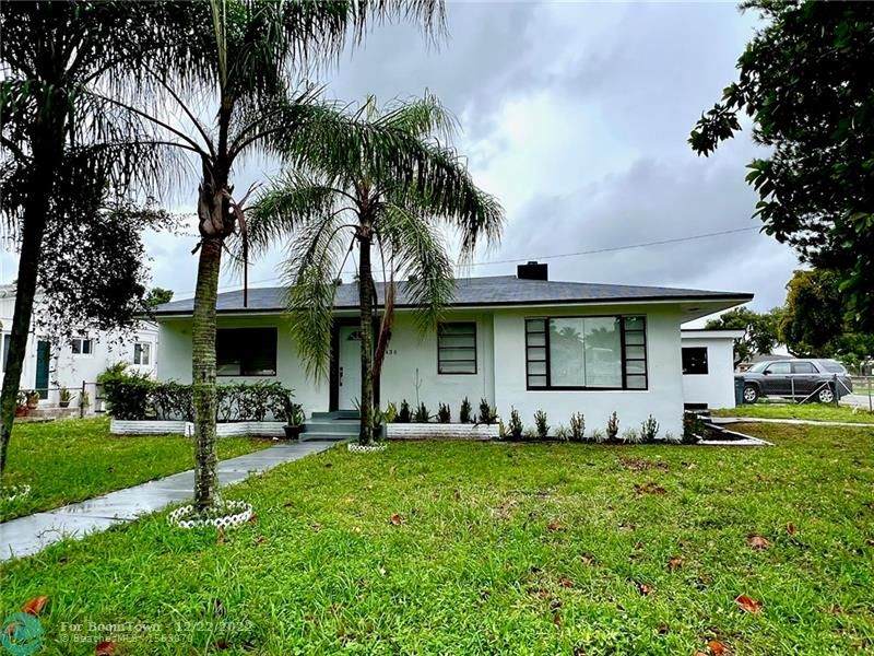 436 28 Ave - Photo 1