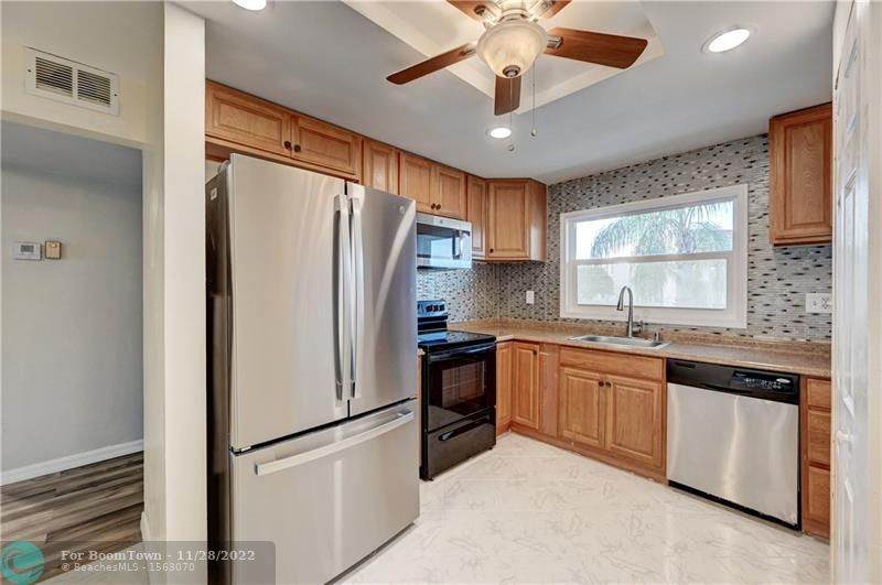 9541 Sunrise Lakes Blvd - Photo 1