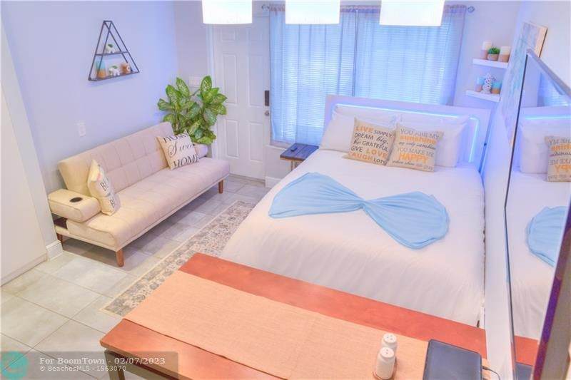 824 4 Street - Photo 1