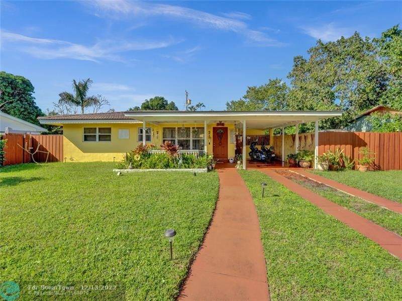 715 5th Ave - Photo 1