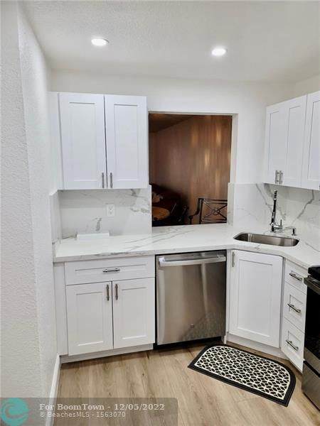 2551 Aragon Blvd - Photo 1