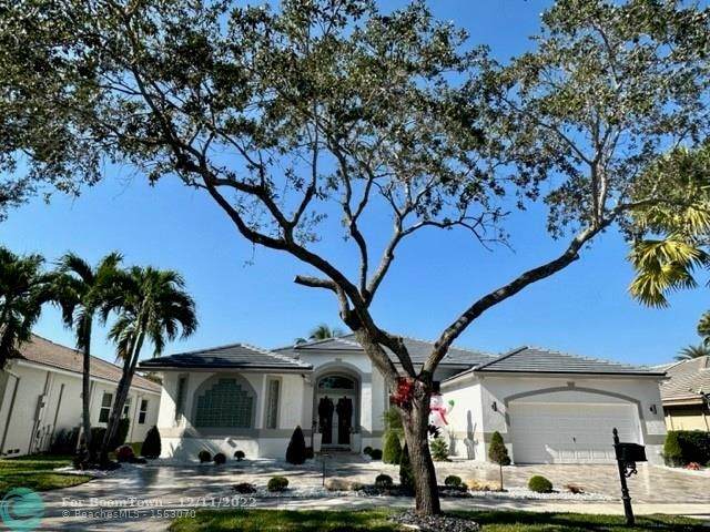 3763 Oak Ridge Cir - Photo 1