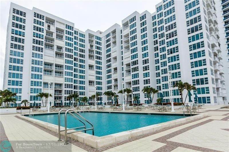1620 Ocean Blvd - Photo 1