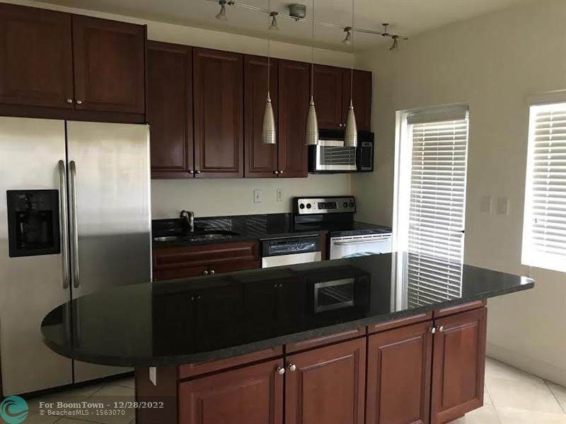 2881 32nd St - Photo 1