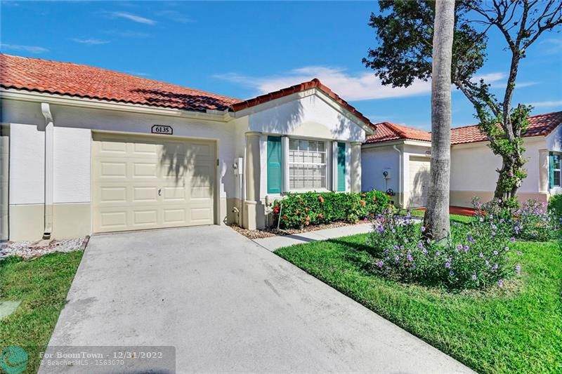 6135 Floral Lakes Dr - Photo 1