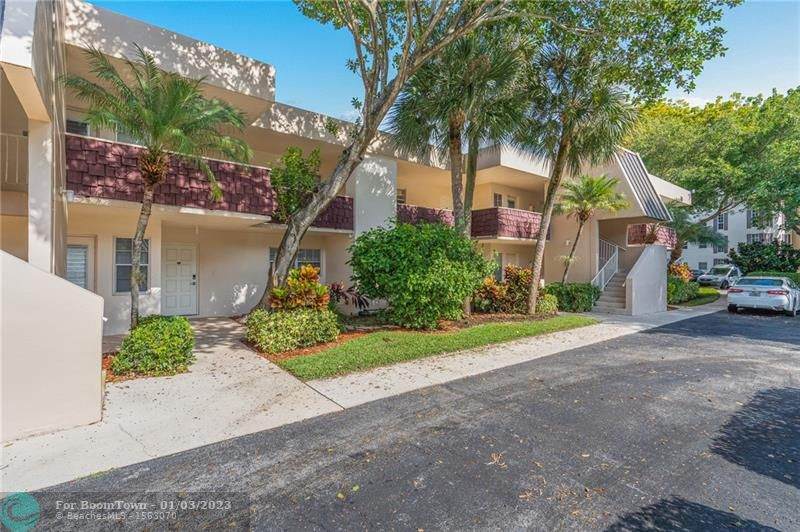 2951 Palm Aire Dr - Photo 1