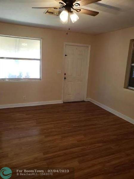 810 36TH ST - Photo 1