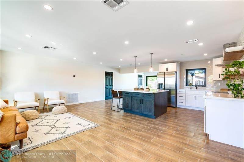 531 14th Street - Photo 1