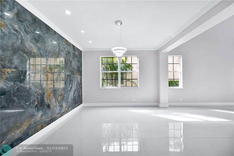 2538 Hunters Run Way - Photo 1